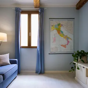 Panicale Blue Historic 1br Near Medici Chapels & Mercato Apartment Florence