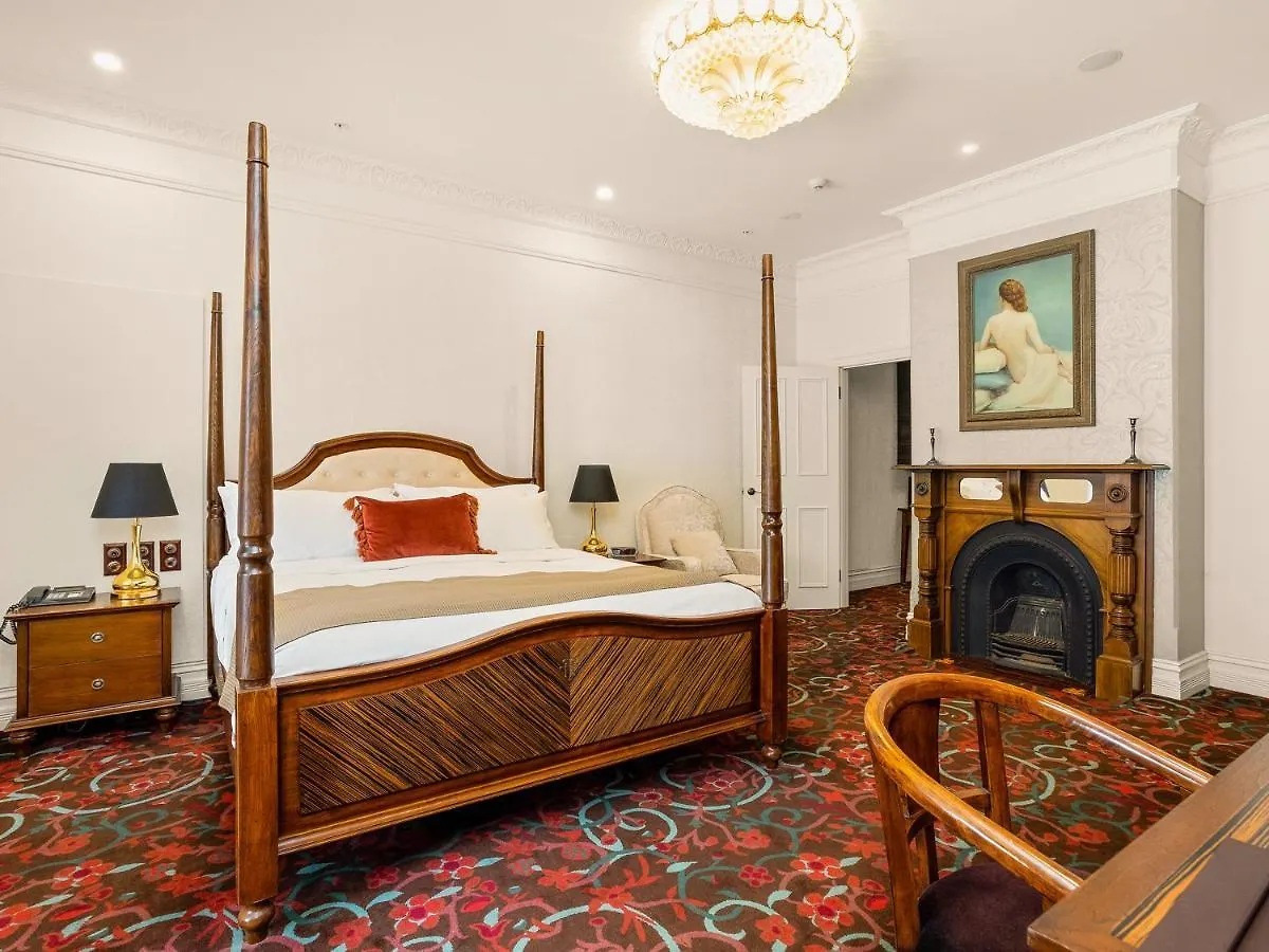 The Terrace Hotel بيرث