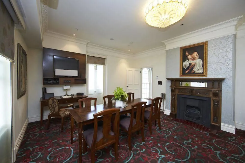 The Terrace Hotel بيرث